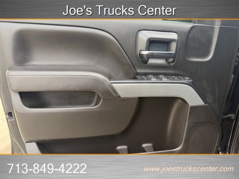 Used 2018 Chevrolet Silverado 2500 LT w/ Midnight Edition AWD/4WD image 18