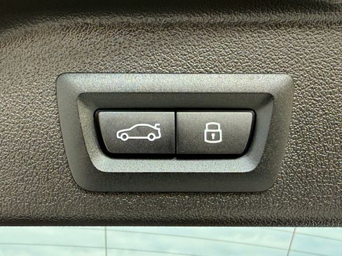 Certified 2025 BMW X5 xDrive40i w/ M Sport Package image 18