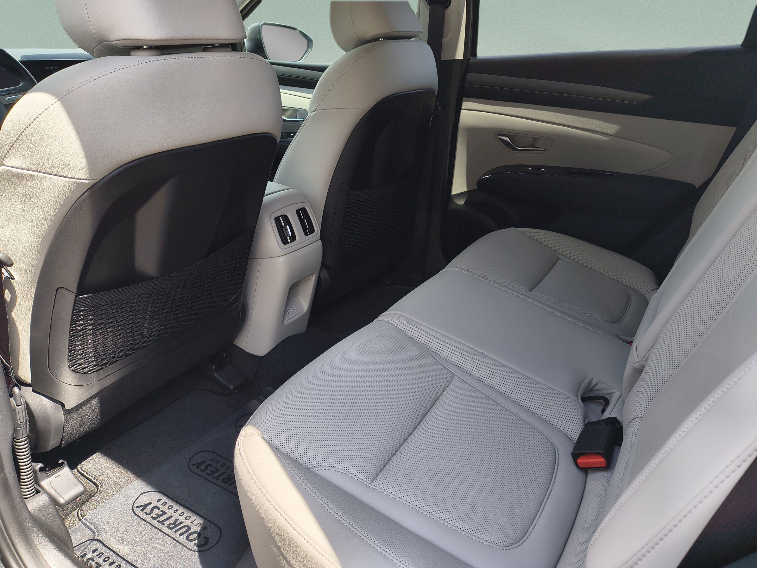 New 2026 Hyundai Tucson Limited AWD/4WD image 16