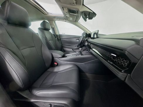 Certified 2025 Honda Accord EX-L image 34