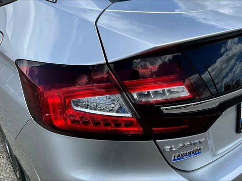 Used 2018 Honda Clarity Touring image 31