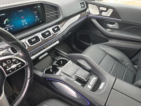 Certified 2023 Mercedes-Benz GLS 450 4MATIC image 33
