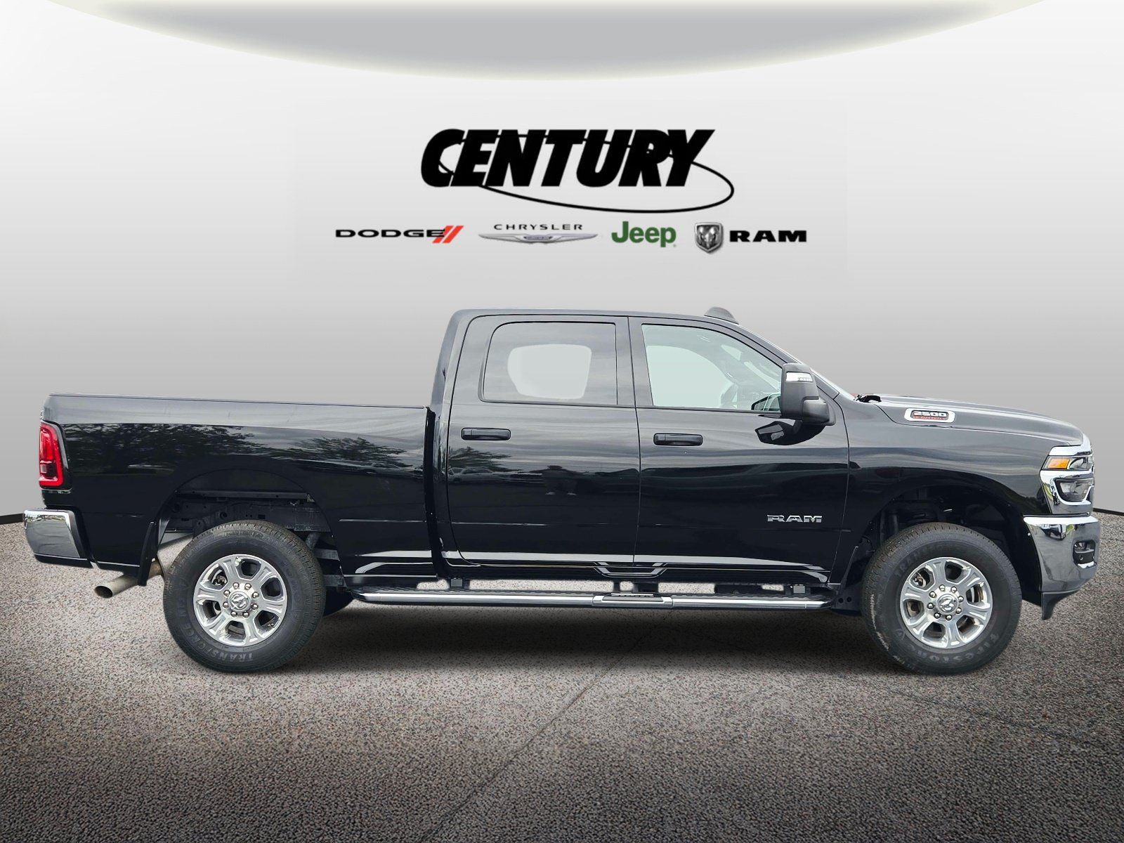 Used 2026 RAM 2500 Big Horn AWD/4WD image 2