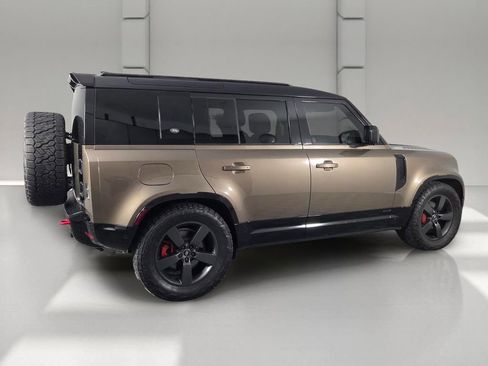 Used 2023 Land Rover Defender 110 X AWD/4WD image 5