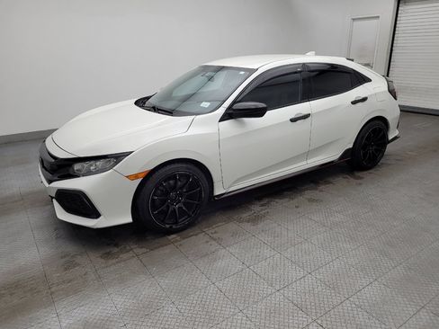 Used 2018 Honda Civic Sport image 2