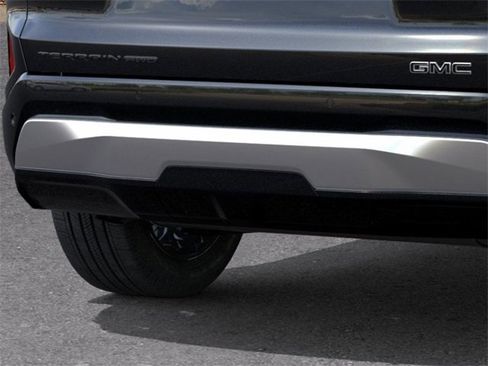 New 2026 GMC Terrain Denali w/ LPO, Black Badging Package image 14