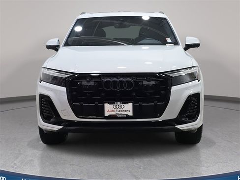 Certified 2025 Audi Q7 2.0T Premium Plus w/ Premium Plus Package image 3