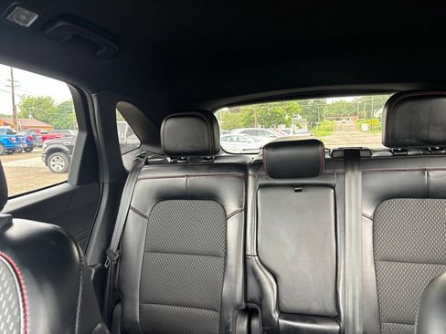 Used 2025 Ford Escape ST-Line Select AWD/4WD image 32