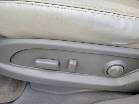 Used 2016 GMC Acadia SLT w/ Open Road Package image 15