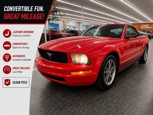 Used 2005 Ford Mustang Premium RWD image 32