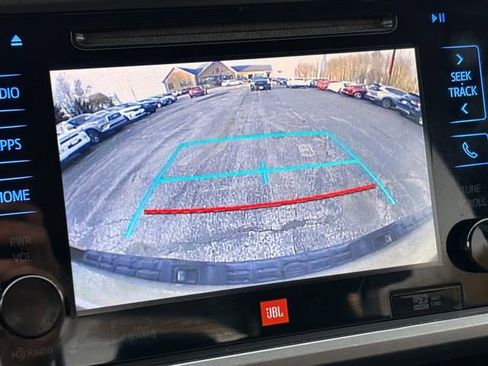 Used 2017 Toyota Tacoma Limited image 24