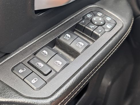 Used 2025 RAM 2500 Big Horn AWD/4WD image 26