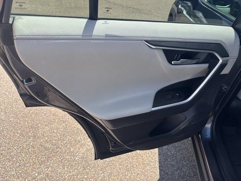 Certified 2021 Toyota RAV4 Limited AWD/4WD image 14