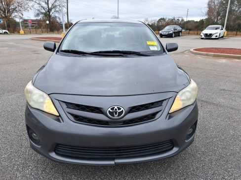 Used 2013 Toyota Corolla L image 3