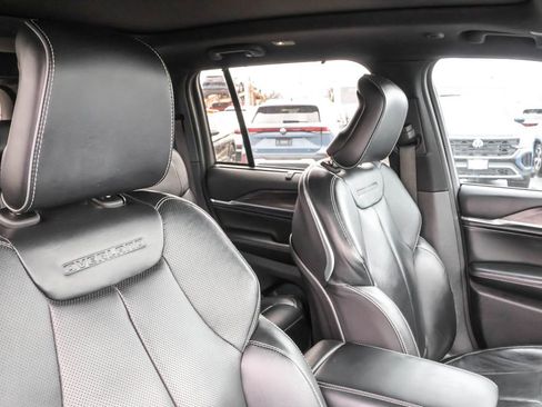 Used 2023 Jeep Grand Cherokee Overland w/ Adv Protech Group III image 44