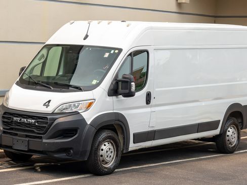 Used 2023 RAM ProMaster 2500 FWD image 1