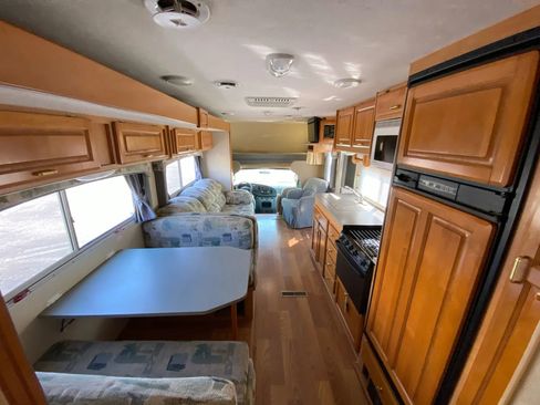 Used 2003 Ford E-450 and Econoline 450 image 21