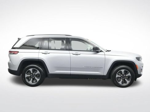 Used 2024 Jeep Grand Cherokee Limited 4xe AWD/4WD image 4