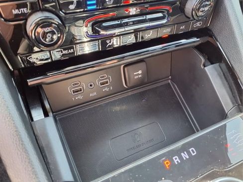 New 2025 Jeep Grand Cherokee L Overland w/ Advanced Protech Group III AWD/4WD image 23
