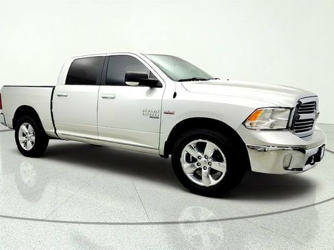 Used 2019 RAM 1500 Big Horn AWD/4WD image 3