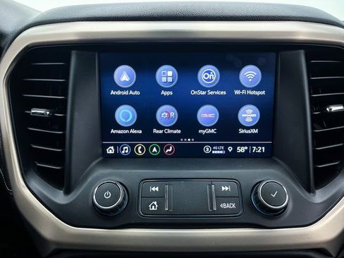 Used 2022 GMC Acadia Denali w/ Denali Ultimate Package image 24