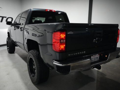 Used 2018 Chevrolet Silverado 1500 LT w/ All Star Edition image 29