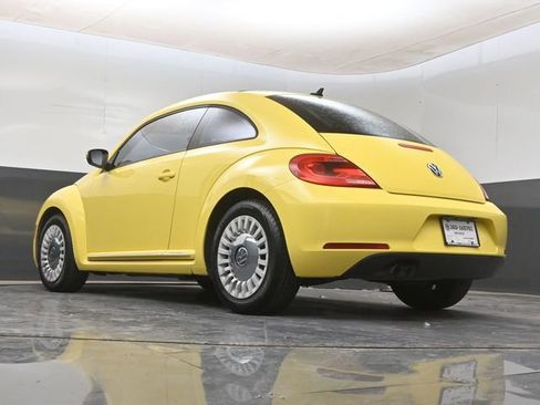 Used 2014 Volkswagen Beetle 2.5 FWD image 14