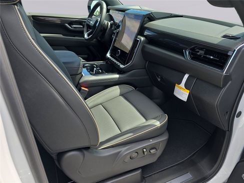 New 2026 GMC Yukon XL Elevation RWD image 35