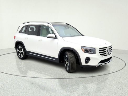 New 2026 Mercedes-Benz GLB 250 image 5