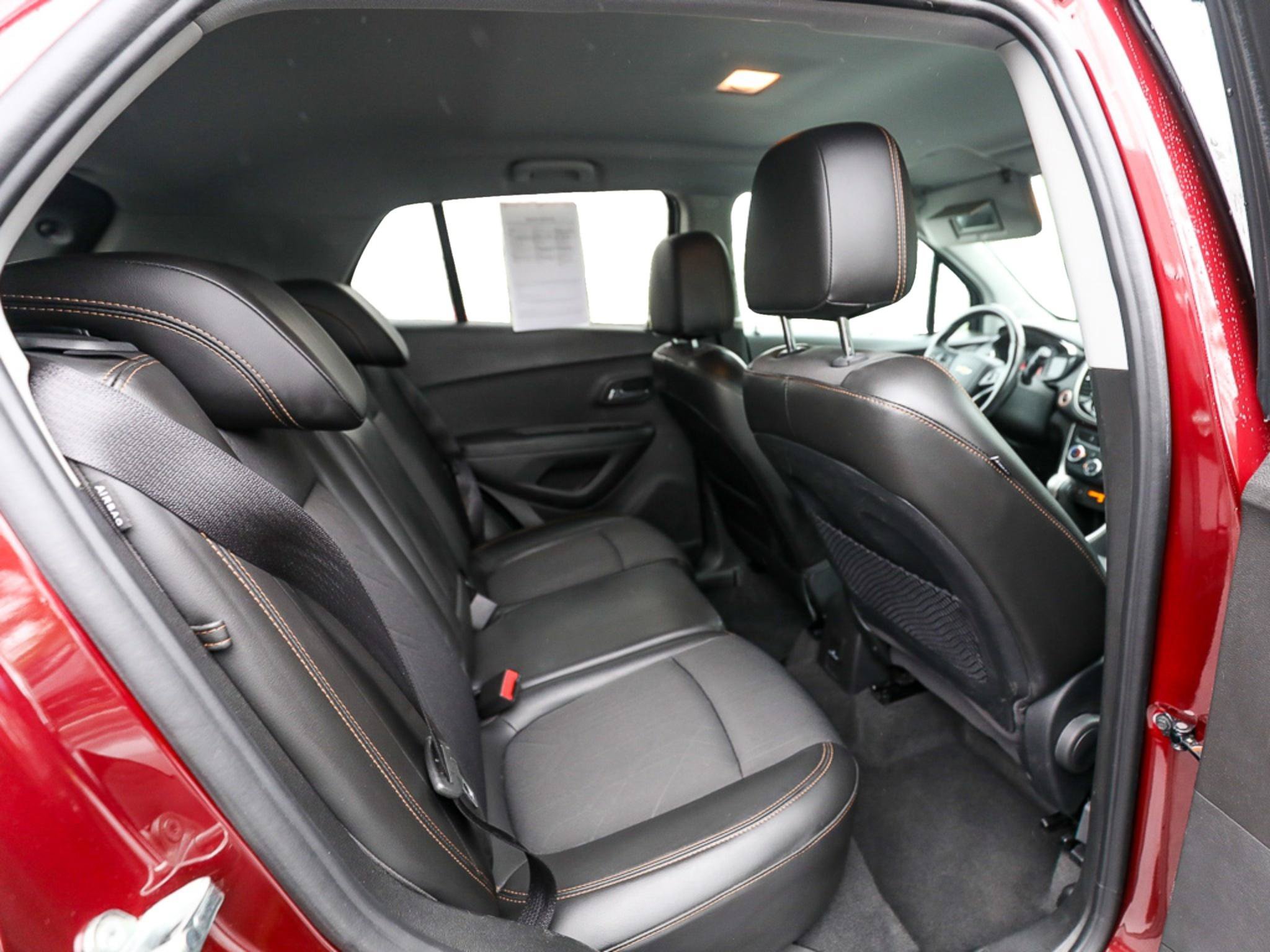Used 2017 Chevrolet Trax LT w/ Driver Confidence Package AWD/4WD image 22