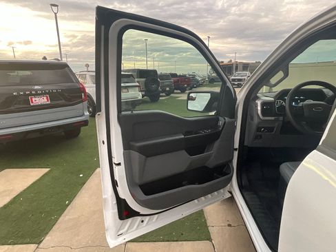 Used 2022 Ford F150 XL w/ Equipment Group 101A High image 8