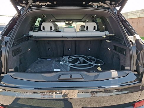 Certified 2025 BMW X5 xDrive50e w/ Climate Comfort Package AWD/4WD image 35