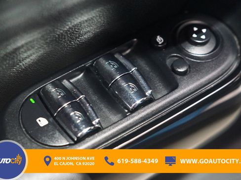 Used 2019 MINI Cooper S w/ Premium Package image 20