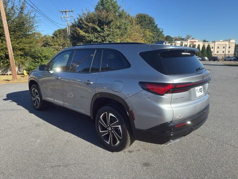 New 2026 Buick Enclave Sport Touring w/ Power Package image 4