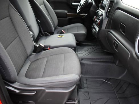 Used 2019 Chevrolet Silverado 1500 LT w/ Texas Edition AWD/4WD image 30