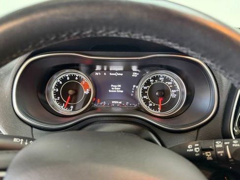 Used 2019 Jeep Cherokee Limited AWD/4WD image 29