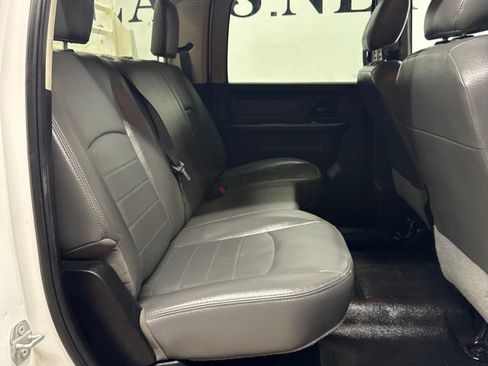 Used 2018 RAM 3500 Tradesman image 29