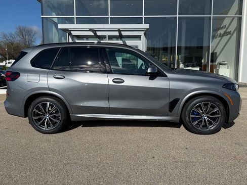 New 2026 BMW X5 xDrive50e w/ M Sport Package image 2