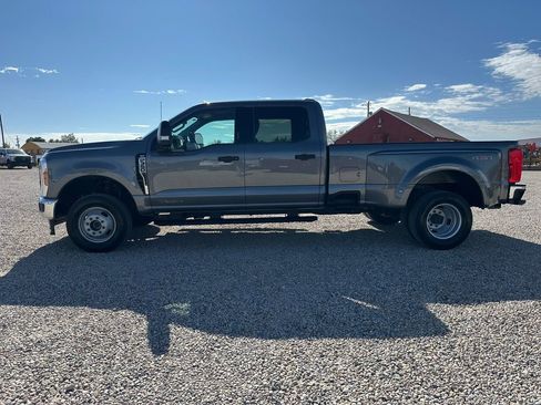 Used 2024 Ford F350 XLT image 6