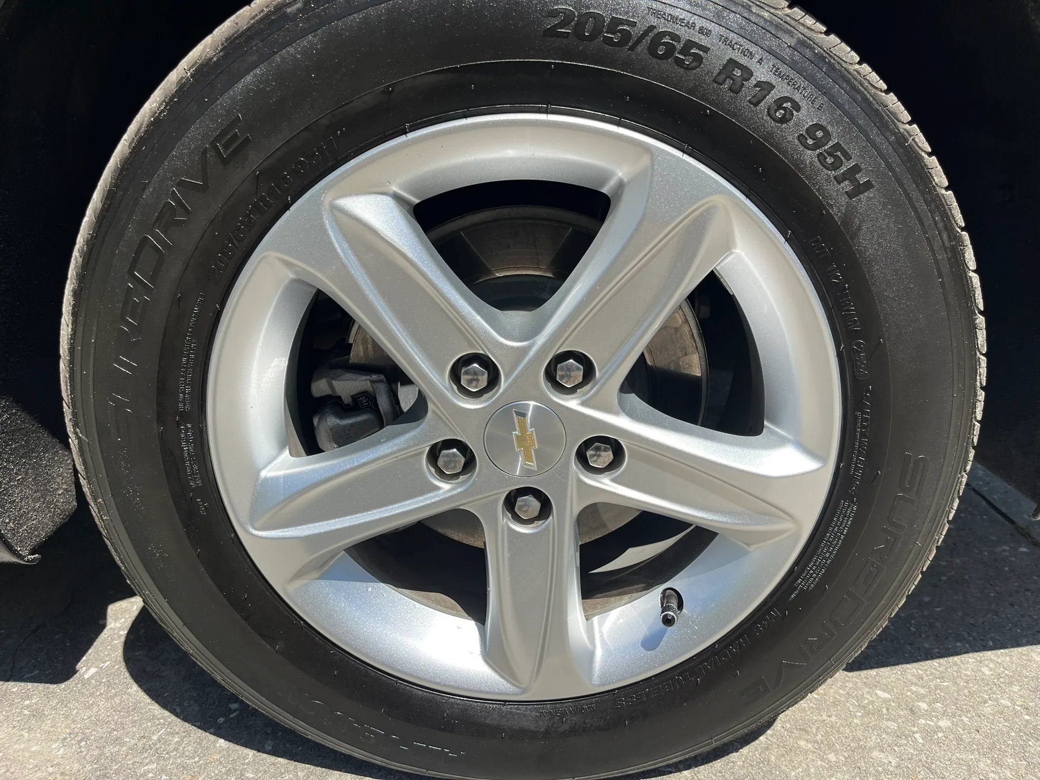 Used 2023 Chevrolet Malibu LT FWD image 9
