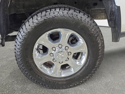 Used 2024 RAM 2500 Big Horn image 31