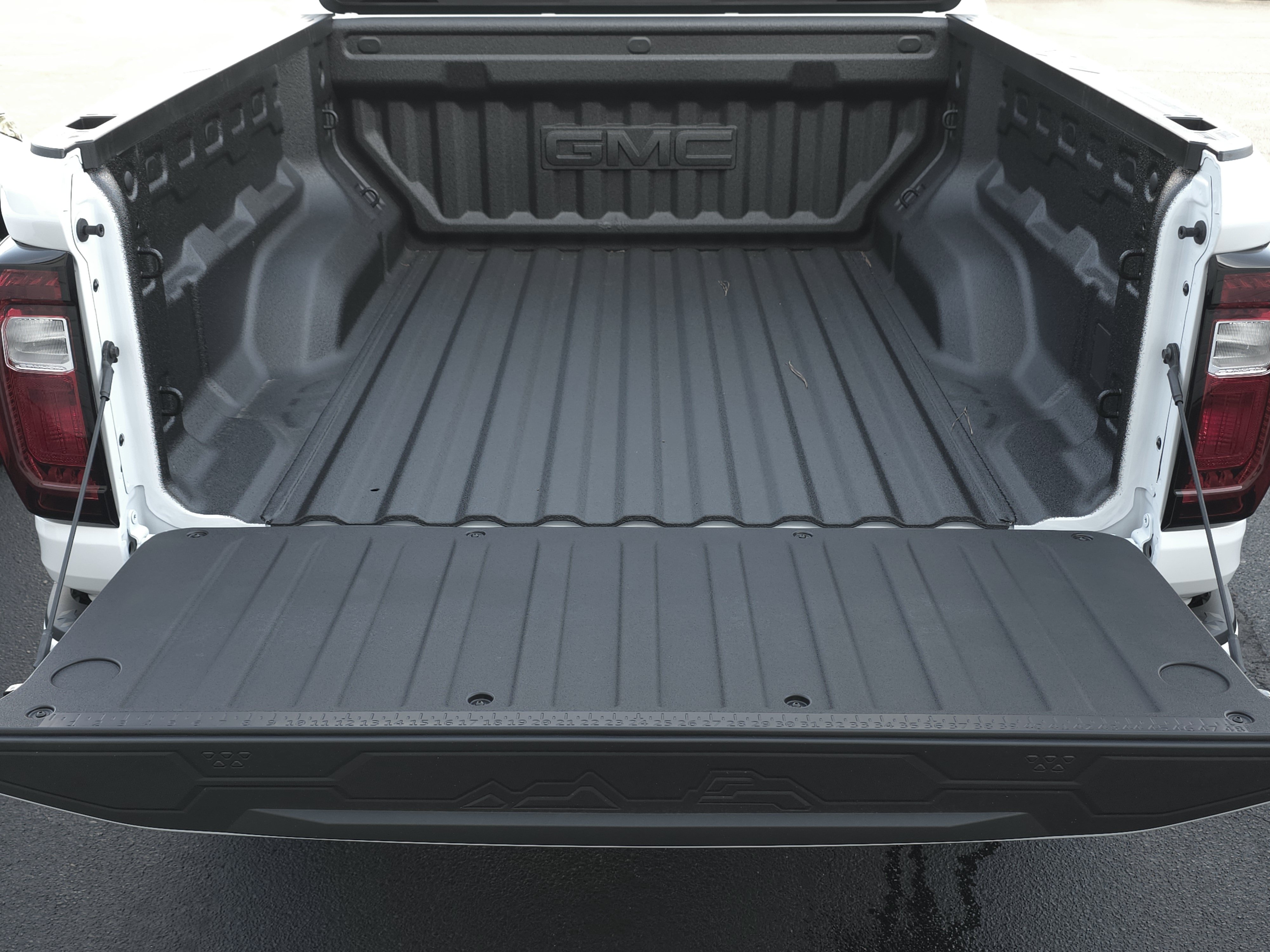 New 2026 GMC Canyon Elevation RWD image 33