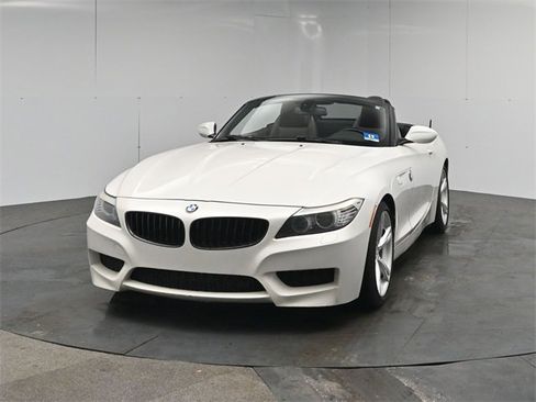 Used 2012 BMW Z4 sDrive28i image 8