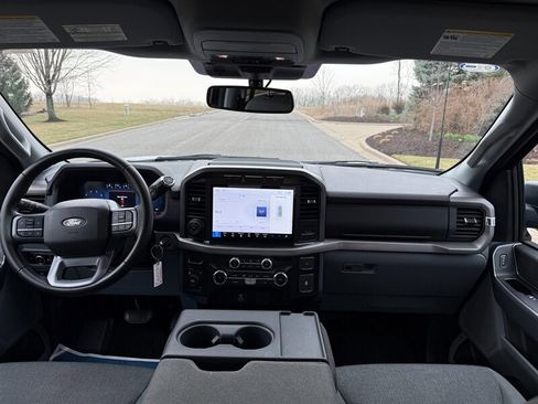 Used 2024 Ford F150 XLT AWD/4WD image 13