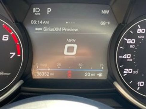 Used 2019 Alfa Romeo Giulia Ti AWD/4WD image 21