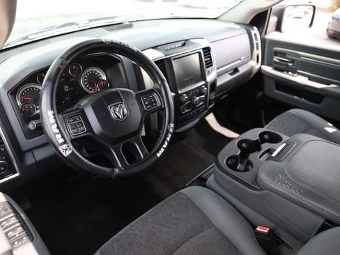Used 2017 RAM 1500 SLT RWD image 6