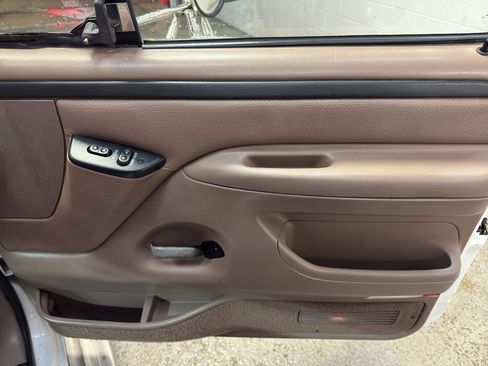 Used 1997 Ford F350 XLT image 18