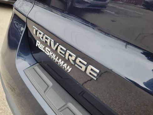 Used 2017 Chevrolet Traverse LS image 7