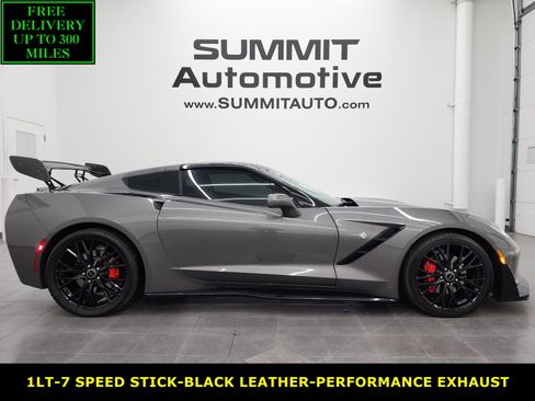 Used 2015 Chevrolet Corvette Stingray Coupe image 1