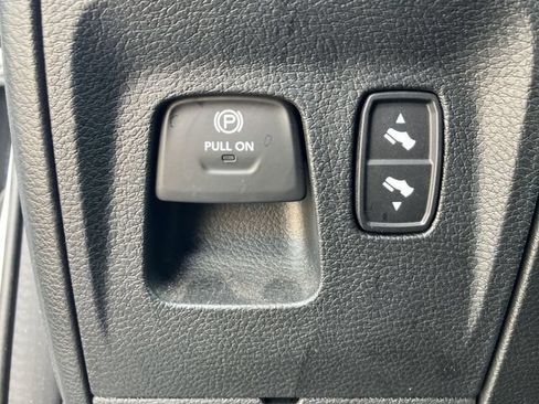 Used 2024 RAM 1500 Lone Star AWD/4WD image 20
